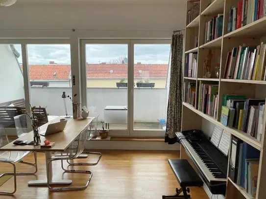 Pretty studio in Wedding/Mitte with balcony