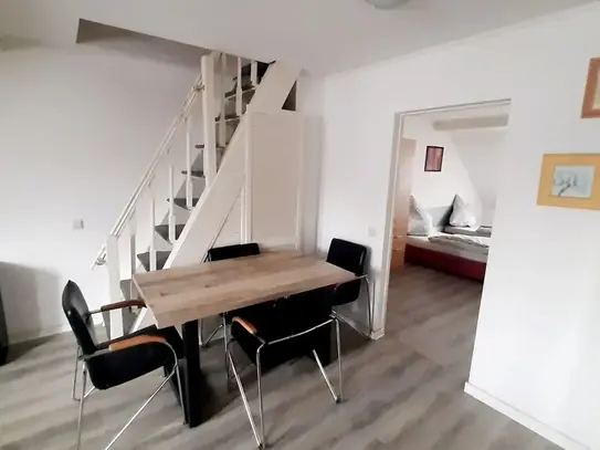 5th. Floor Left, Dusseldorf - Amsterdam Apartments for Rent