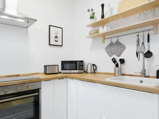 1-room studio with open kitchen