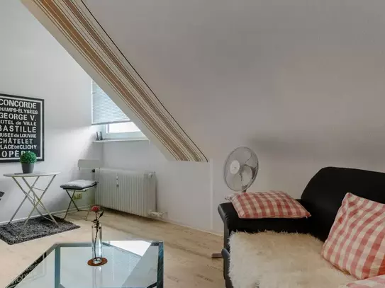 Fashionable, great home in Düsseldorf, Dusseldorf - Amsterdam Apartments for Rent