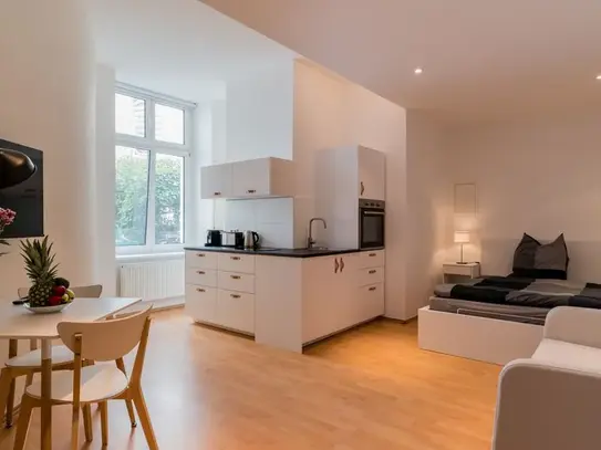 Amazing, awesome studio in AAA Location, Berlin - Amsterdam Apartments for Rent