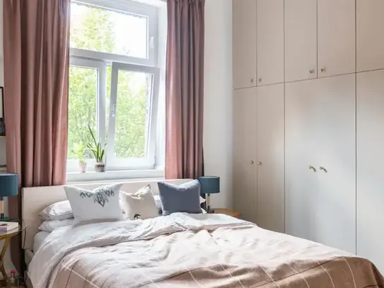 Beautiful spacious apartment in old building, Agnesviertel, Koln - Amsterdam Apartments for Rent