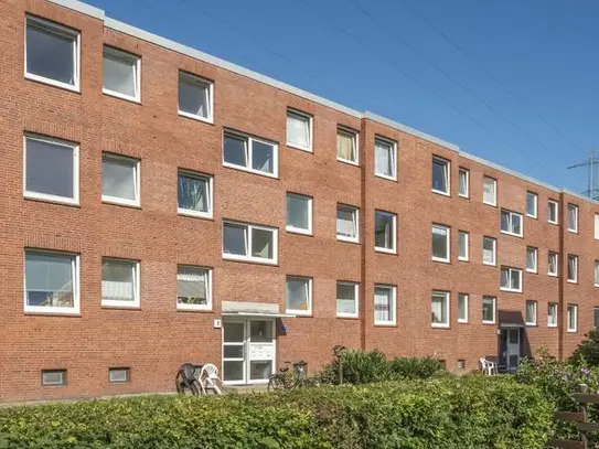 Gut geschnittene 3 ZKB-Balkon EG-Wohnung in Leer-Leerort