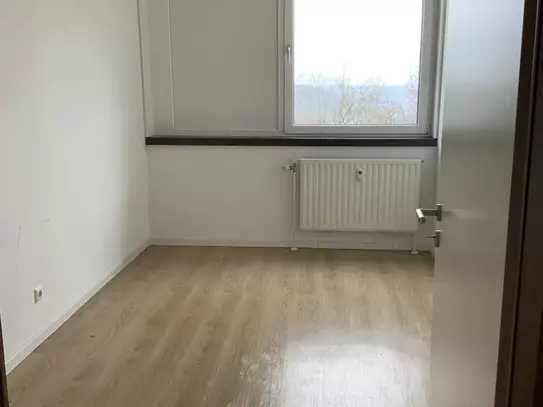 4-Zimmer Wohnung mit Weitblick!