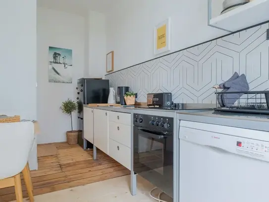 Stylish old building apartment, centrally located in Wuppertal