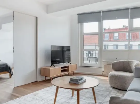 Mitte 1br, nr Hauptbahnhof