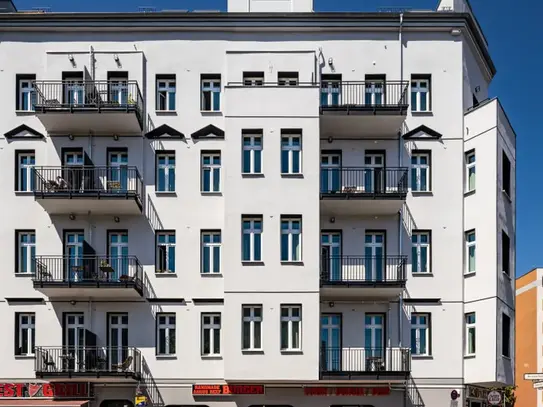 NEW - Bright two room apartment with balcony in the brand new building in Friedrichshain