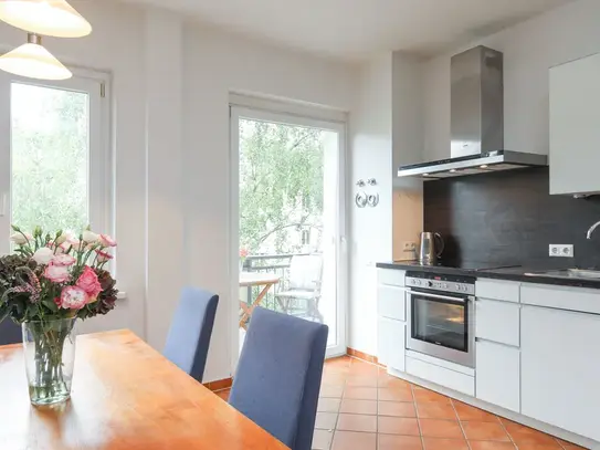 Spacious and bright 5 room apartment in a quiet environment named Bötzowviertel on Prenzlauer Berg