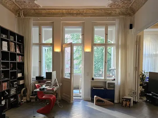 Luxurious flat in prime Charlottenburg location with 170 m²