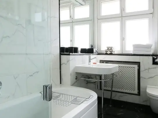 Brand new chic Boutique Apartment in Landmark tower, Berlin - Amsterdam Apartments for Rent