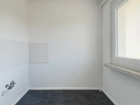 *4-Zimmer-Wohnung mit Balkon renoviert ab Dezember*