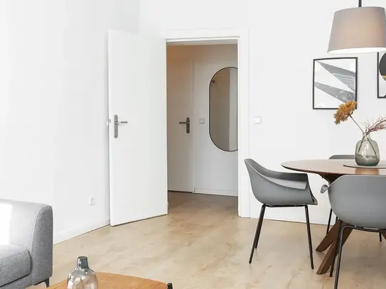 2 BEDROOMS APARTMENT CLOSE TO THE RING, Berlin - Amsterdam Apartments for Rent