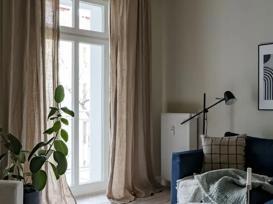 Quiet Luxury: 2 Room Balcony Apartment in Vibrant Prenzlauer Berg, Berlin - Amsterdam Apartments for Rent