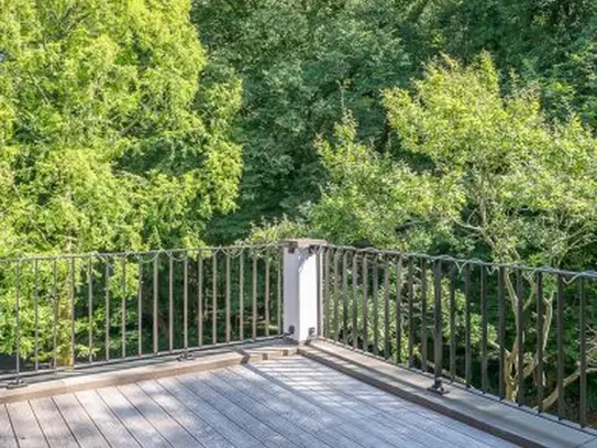 exklusive neubauwohnung mit atemberaubendem fernblick und balkonparadies