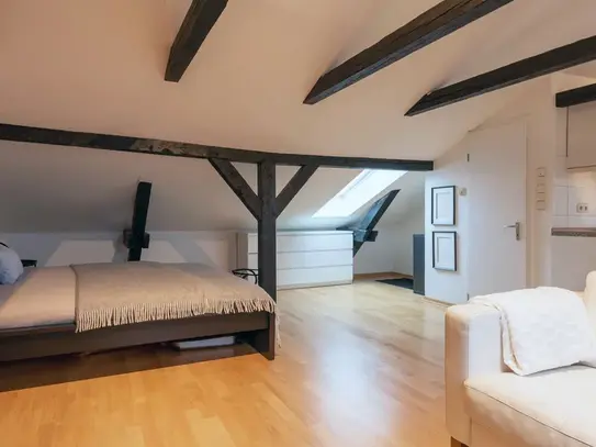 Miniloft - Highlight - quiet little loft/studio/apartment in the heart of Hamburg-Eimsbüttel