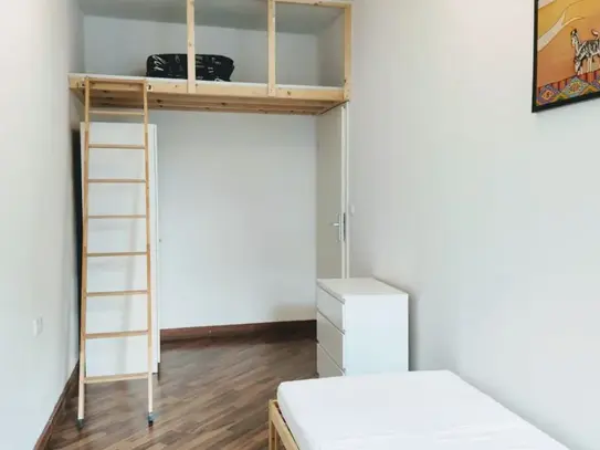 Light furnished room in a WG, Dortmund - Amsterdam Apartments for Rent