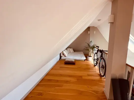 Spacious, gorgeous penthouse in Neukölln