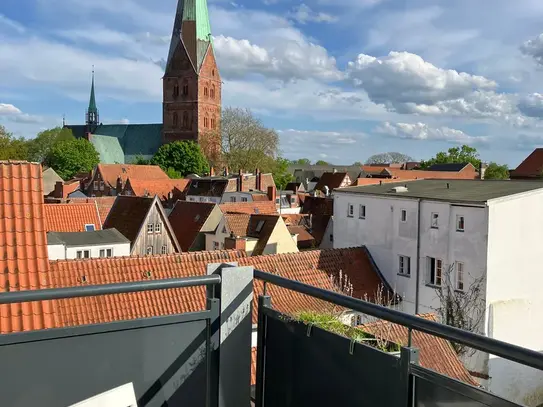 Im Herzen Lübecks über den Dächern