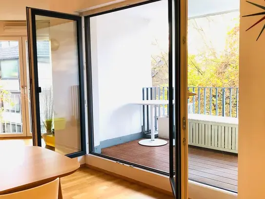 Modern, bright and comfortable flat with balcony in the heart of Cologne city- Mauritius quarter, Koln - Amsterdam Apar…