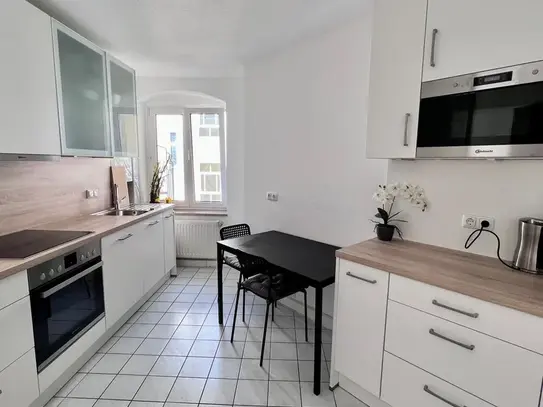 Spacious 2-room flat at central location in Berlin-Mitte, Berlin - Amsterdam Apartments for Rent