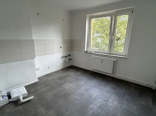 Neu Saniert! Geräumige 2-Zimmer-Wohnung!