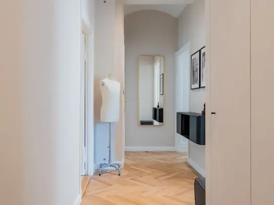 Beautiful 4-room flat in an old building with Asian flair, Berlin - Amsterdam Apartments for Rent