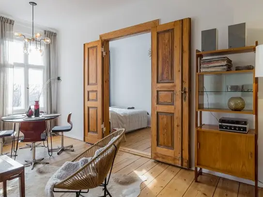 Bright Hot Spot Hide Away in Kreuzberg, Berlin - Amsterdam Apartments for Rent