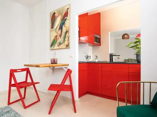 Colourful 1-bedroom apartment in Schöneberg