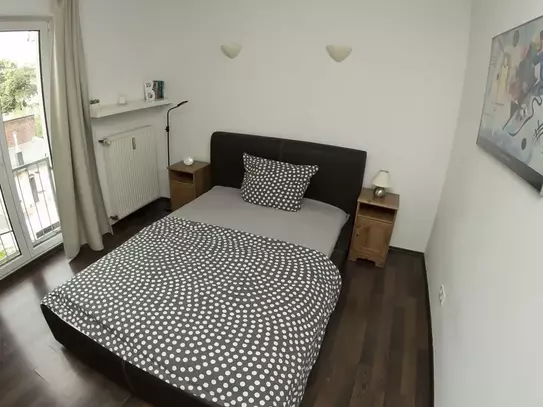 Spacious and awesome flat in Düsseldorf, Dusseldorf - Amsterdam Apartments for Rent