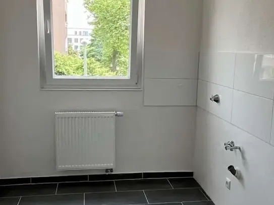 *In Renovierung* Moderne 3 Zimmerwohnung mit Balkon