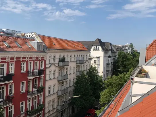 Modern rooftop apartment with roof terrace in the heart of vibrant, up-and-coming Neukölln.