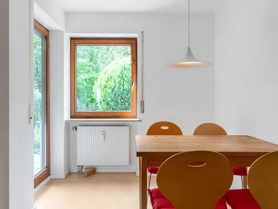 Beautiful, spacious terrace apartment in Munich-Sendling, central and quiet