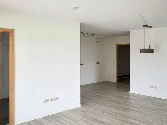 Renovierte und modernisierte, barrierefreie und rollstuhlgerechte 2 Zimmerwohnung zu vermieten!