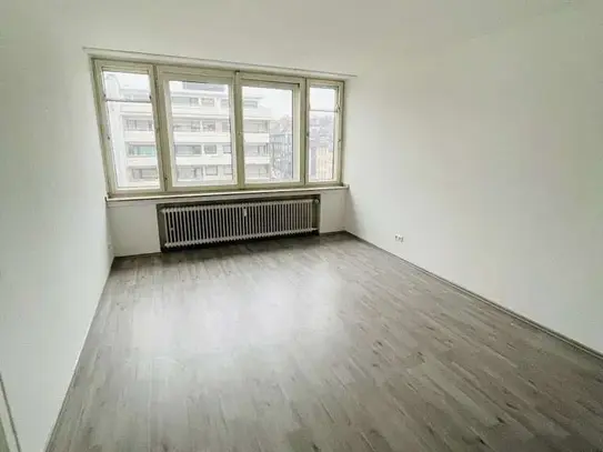 Renovierte 2 Zimmer am Loh mit Balkon!