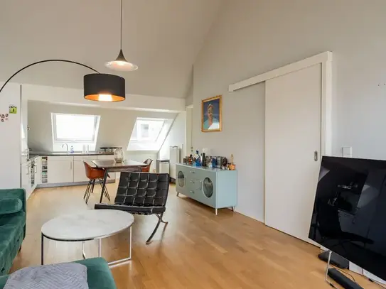 Beautiful attic apartment in Mitte, Berlin - Amsterdam Apartments for Rent