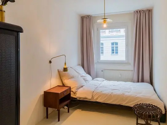 Urban Sanctuary in Berlin Mitte | 3 Bedrooms, Berlin - Amsterdam Apartments for Rent