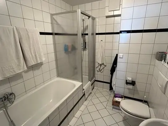 Attraktive 4-Zimmer-Maisonette-Erdgeschosswohnung in Mönchengladbach-Hamern