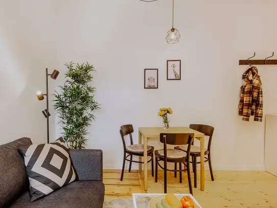 Newly Renovated 2 Room Apartment in Historic Building, Berlin - Amsterdam Apartments for Rent