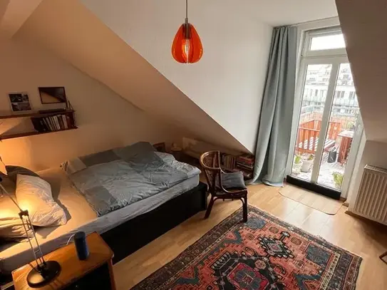 Bright, charming suite in Leipzig