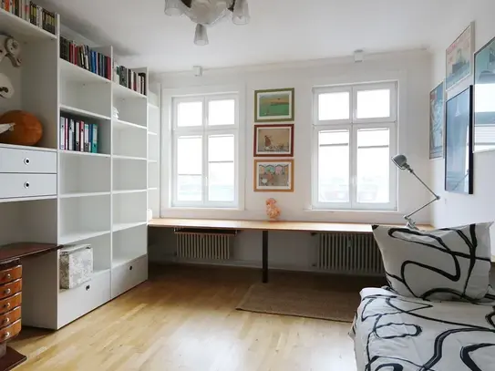 Lovely 2 bedroom apartment on Frankfurter Allee