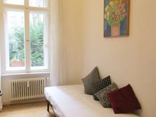 Elegant Art Nouveau flat, grand piano and library - 3 rooms, Berlin - Amsterdam Apartments for Rent