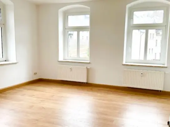 Große Wohnung in Annaberg OT Cunersdorf - zwei Bäder, Balkon, Stellplatz!!