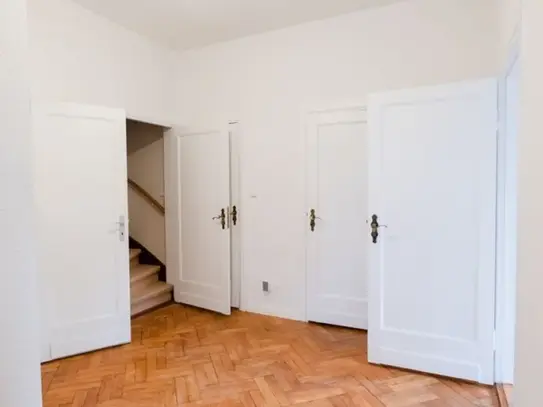 Traumhafte 3 Zimmer Maisonette Wohnung mit großer Süd-Terrasse!