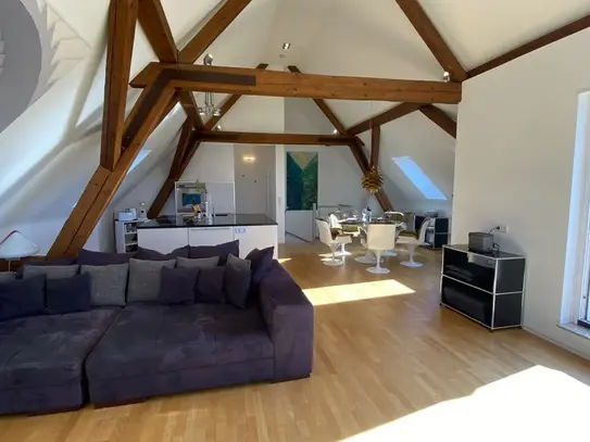 Exklusive Loft-Wohnung ab 3 Monate mietbar - vollmöbiert - warm incl. aller Nebenkosten/Service/DSL