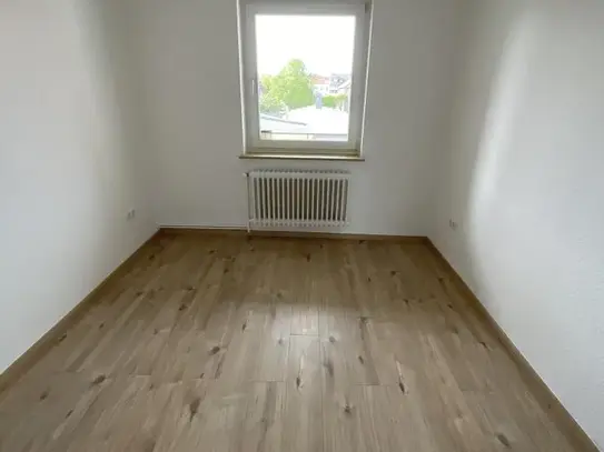 Modernisierte Balkonwohnung in Heppens zu vermieten!