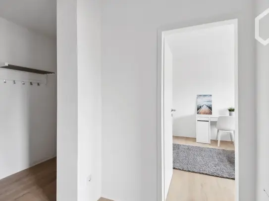 Co-Living: A bright, very modern and new quality furnished shared apartment close to Alster