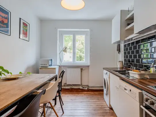 Charming 2-room apartment with balcony in the heart of Neukölln