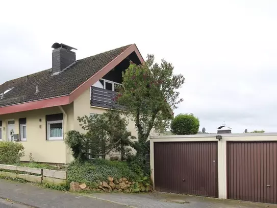 Freistehendes Einfamilienhaus mit großem Garten in Süd-West-Lage