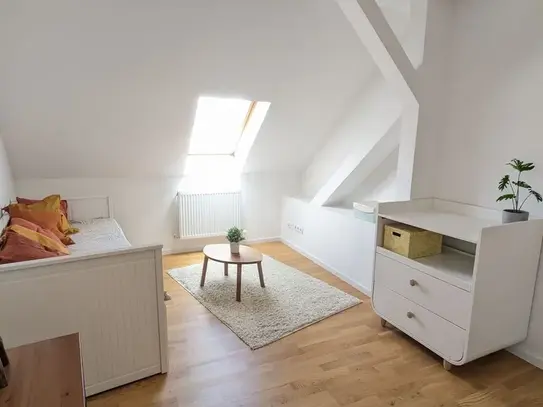 Stunning Fully Furnished and Renovated Duplex Apartment in Family-Friendly Pankow Neighborhood, Berlin - Amsterdam Apar…