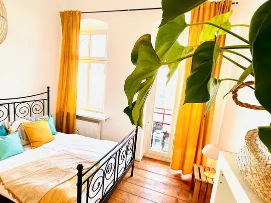 Sunny apartment with balcony in the heart of trendy Prenzlauerberg, Berlin - Amsterdam Apartments for Rent